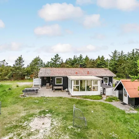 3 Bedroom Beautiful Home In Thisted 別荘 ティステズ