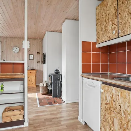 3 Bedroom Beautiful Home In Thisted 別荘 ティステズ