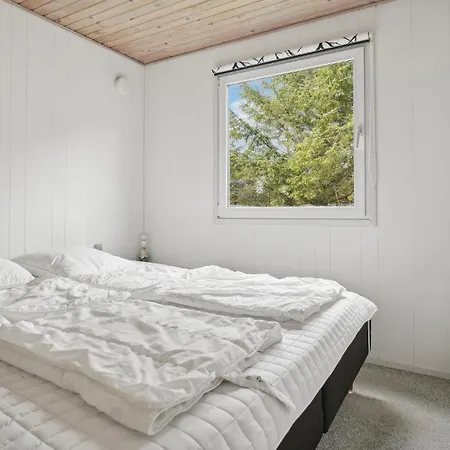 3 Bedroom Beautiful Home In Thisted *